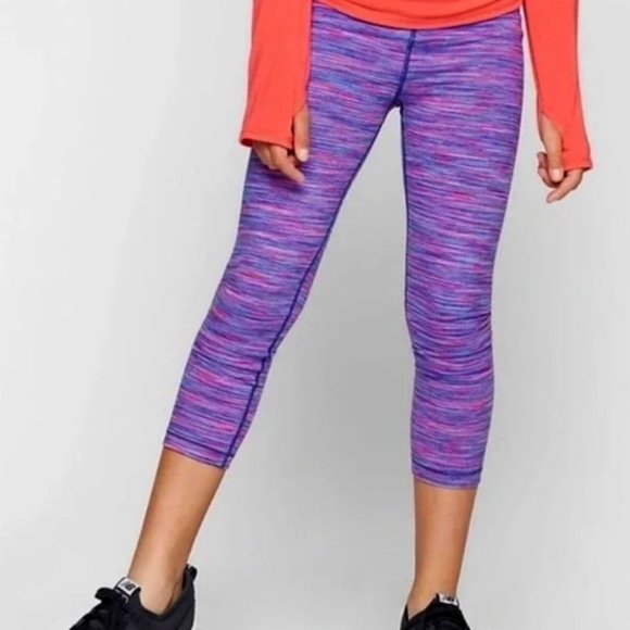 Athleta Girl Chit Chat Space Dye Pink & Purple Striped Capri Leggings - Picture 1 of 9